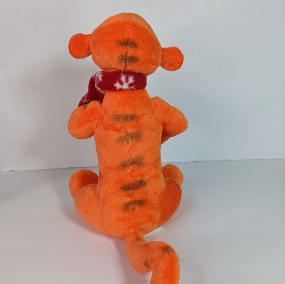 Disney's Tigger Winter Holiday Plush 11" - Picture 5 of 10